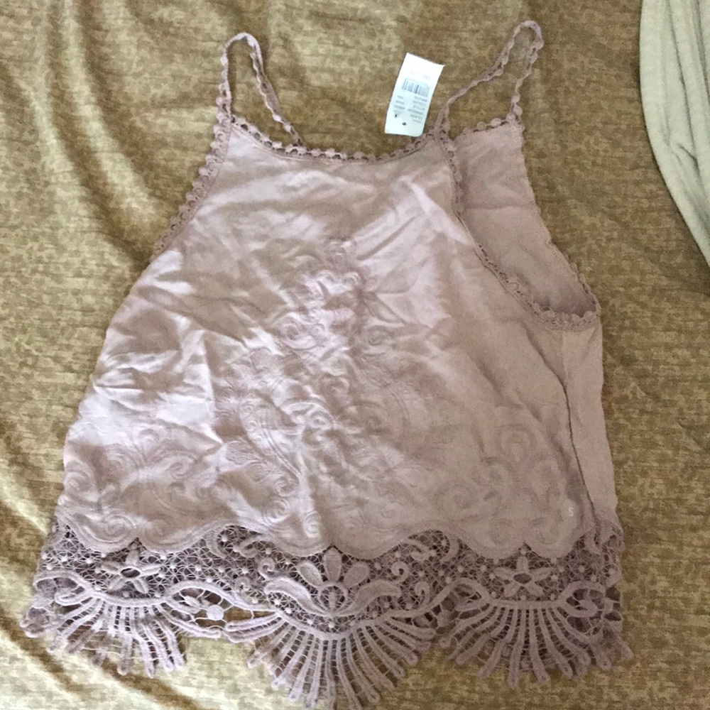 Kendall and Kylie crop shirt